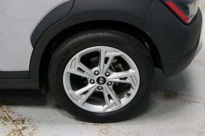 2023 Hyundai KONA SEL Auto FWD