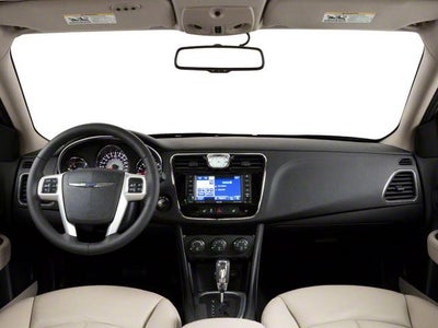 2011 Chrysler 200 LX