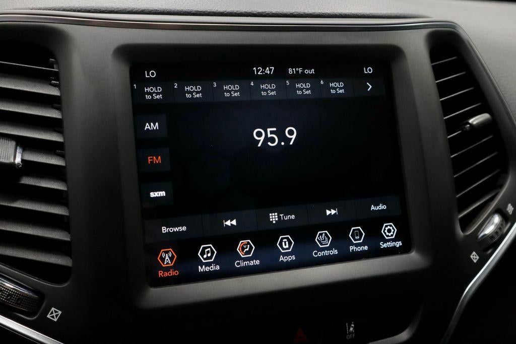 2022 Jeep Cherokee Latitude Lux