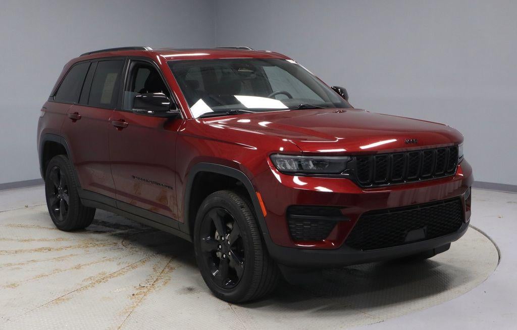 2023 Jeep Grand Cherokee Altitude