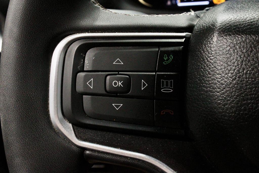 2023 Jeep Wagoneer Base
