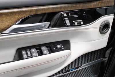2023 Jeep Grand Wagoneer Series II