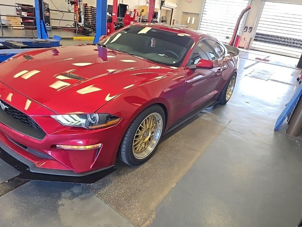 2021 Ford Mustang EcoBoost