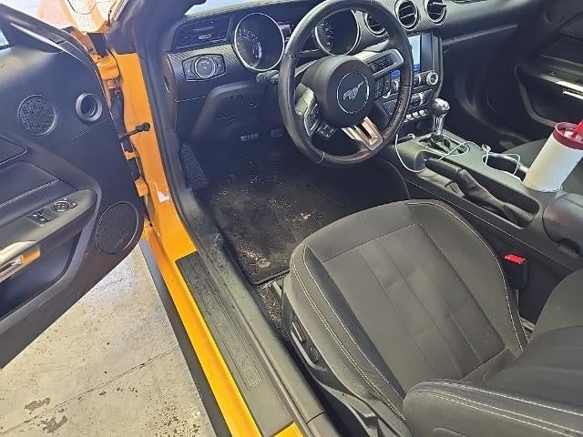 2022 Ford Mustang EcoBoost