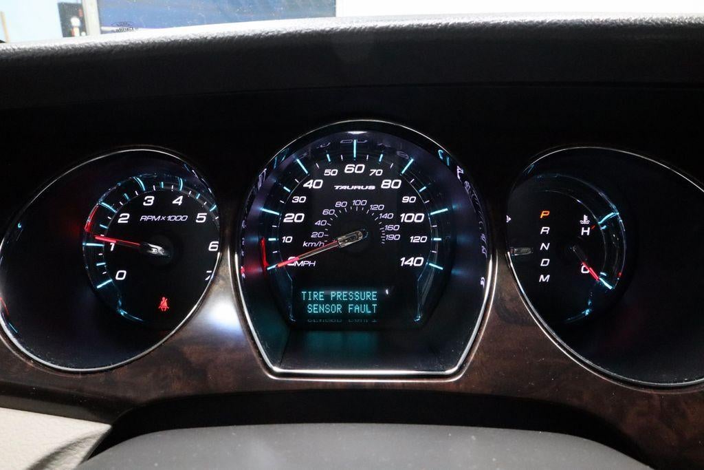 2011 Ford Taurus SEL