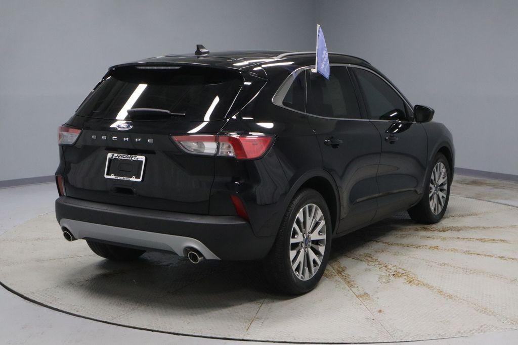 2022 Ford Escape Titanium