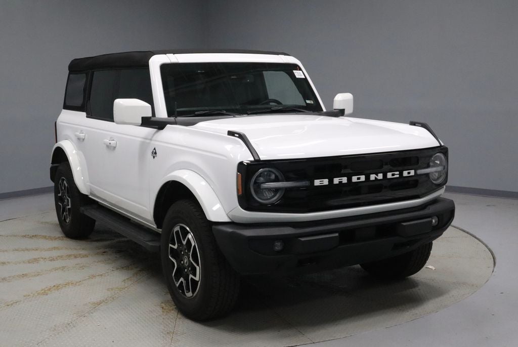 2024 Ford Bronco Outer Banks
