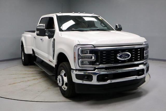 2025 Ford Super Duty F-350 DRW Lariat