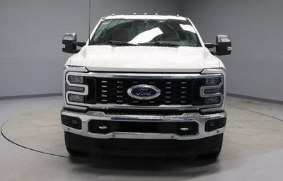2023 Ford Super Duty F-350 DRW Lariat