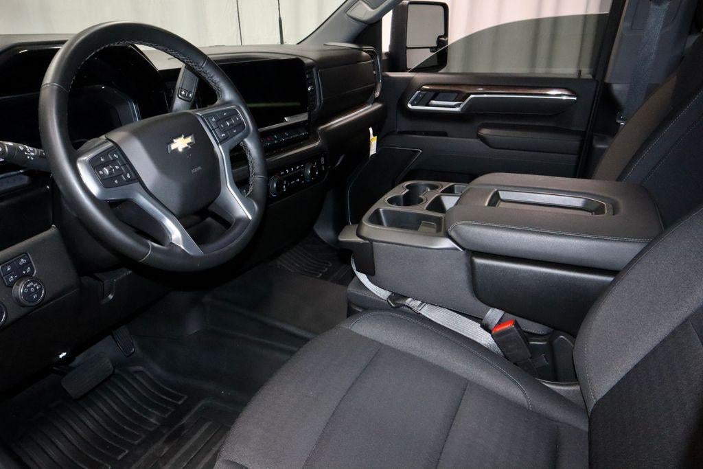 2025 Chevrolet Silverado 3500 HD LT