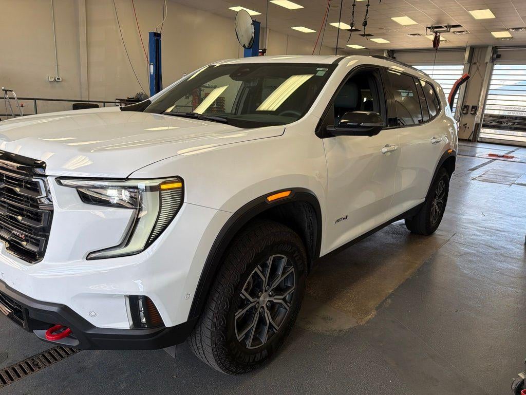 2024 GMC Acadia AT4