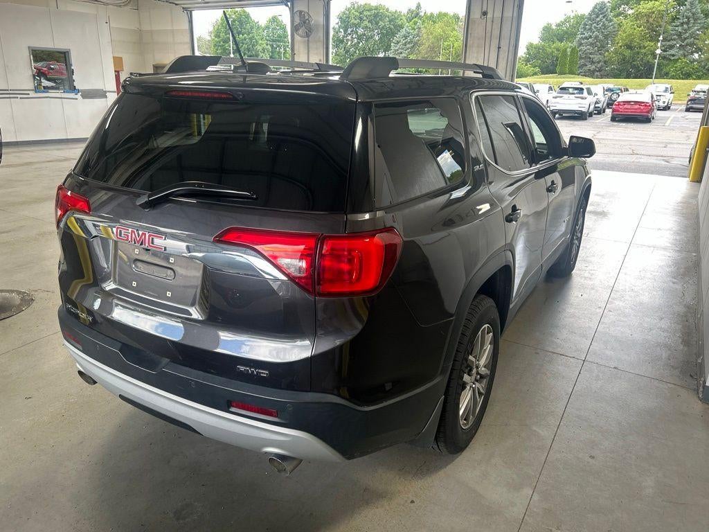 2017 GMC Acadia SLE-2