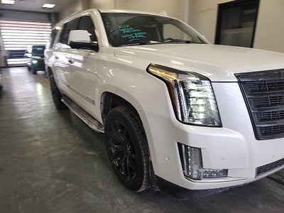 2017 Cadillac Escalade ESV Luxury