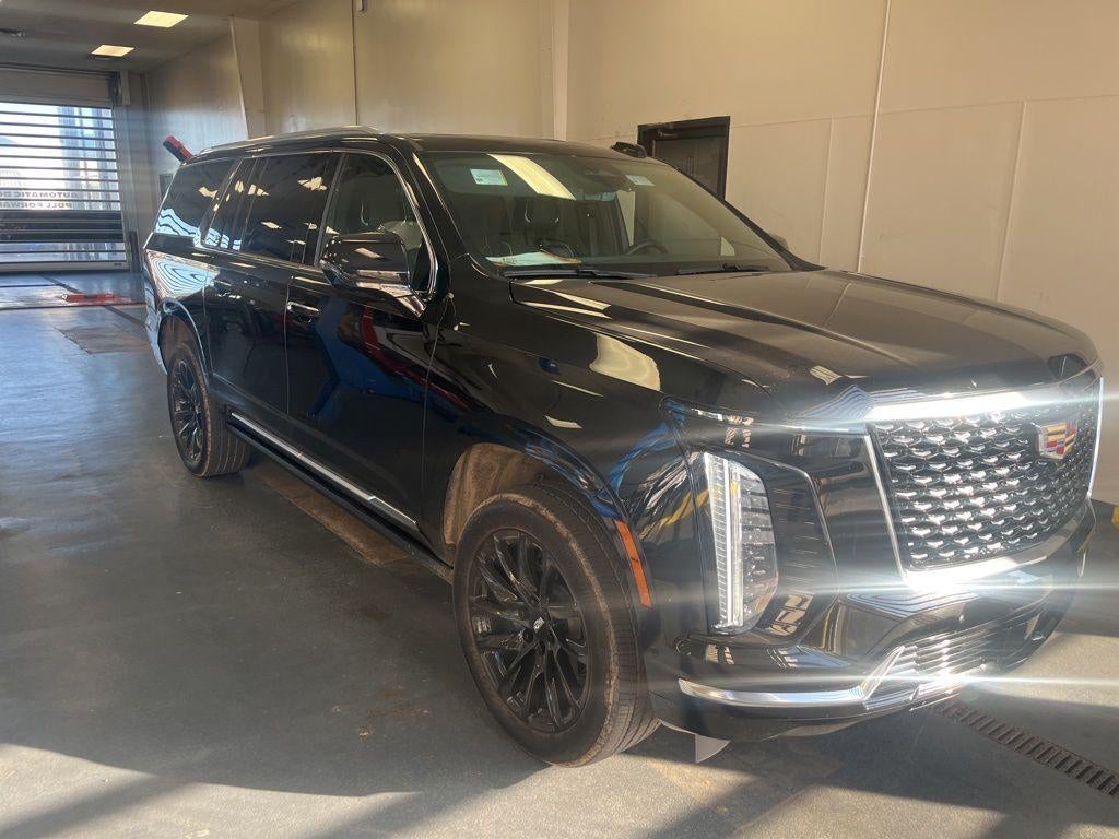 2026 Cadillac Escalade ESV Luxury