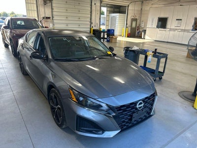 2025 Nissan Altima 2.5 SR
