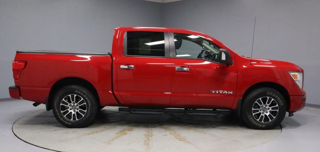 2021 Nissan Titan SV