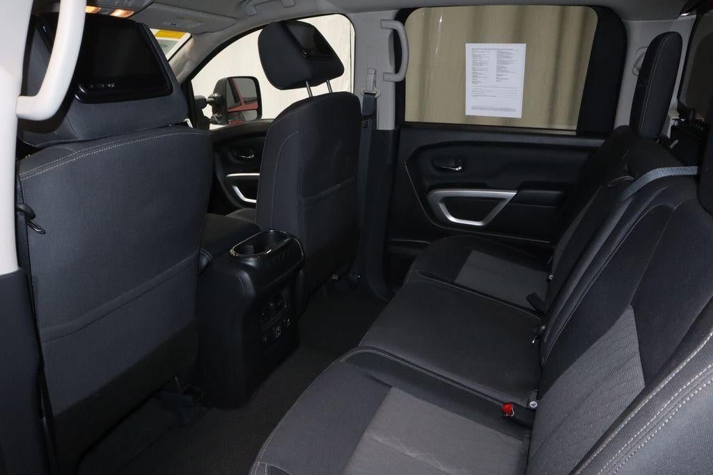 2021 Nissan Titan SV