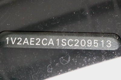 2025 Volkswagen Atlas Cross Sport 2.0T SEL R-Line Black