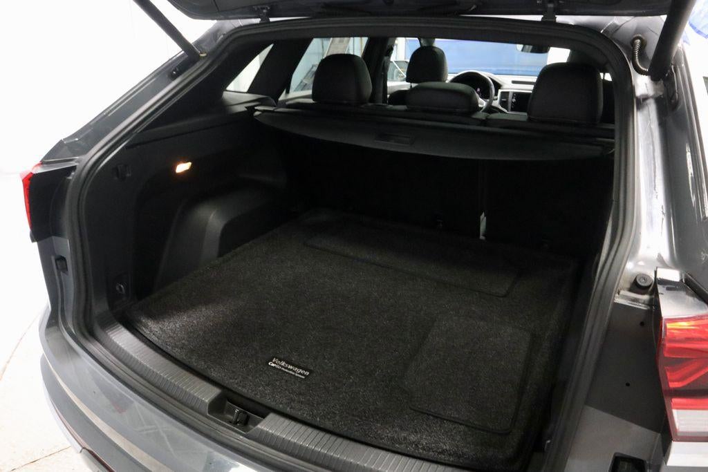 2021 Volkswagen Atlas Cross Sport 3.6L V6 SE w/Technology R-Line