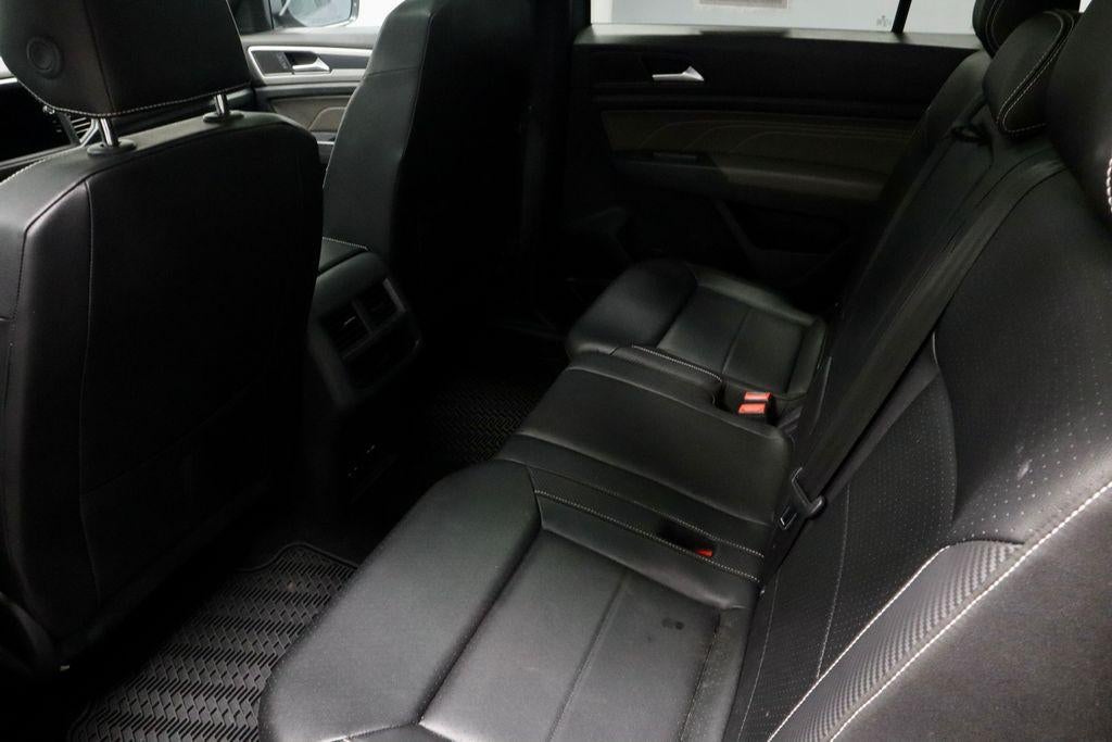 2021 Volkswagen Atlas Cross Sport 3.6L V6 SE w/Technology R-Line