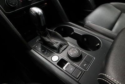 2021 Volkswagen Atlas Cross Sport 3.6L V6 SE w/Technology R-Line