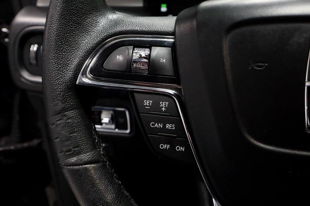 2022 Lincoln Nautilus Standard