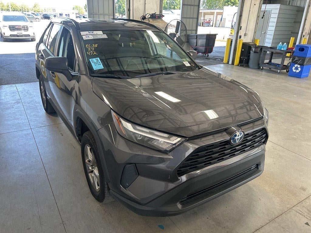 2024 Toyota RAV4 LE