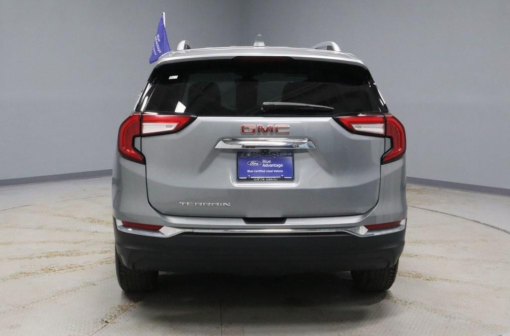 2023 GMC Terrain SLT