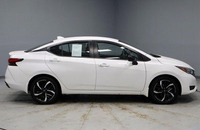 2024 Nissan Versa 1.6 SR