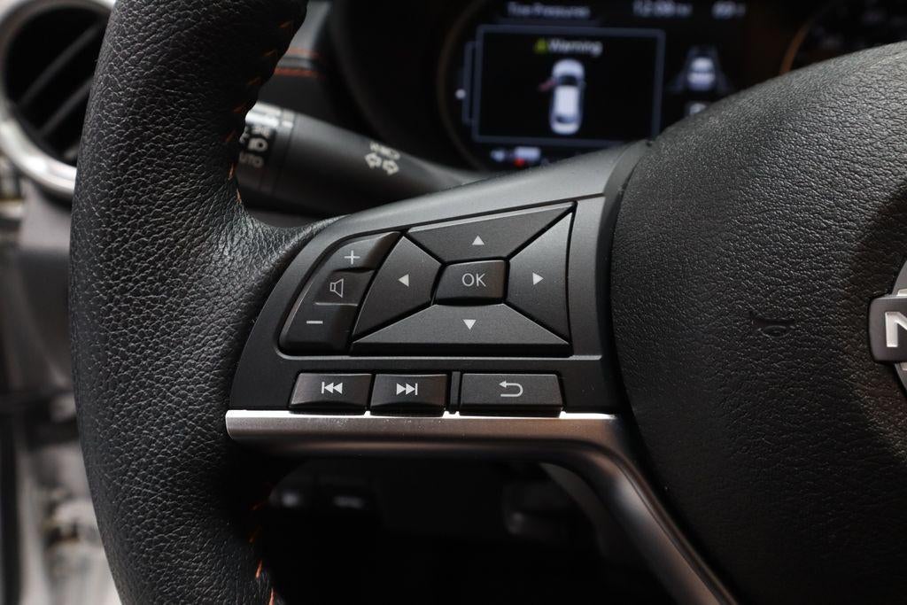 2024 Nissan Versa 1.6 SR