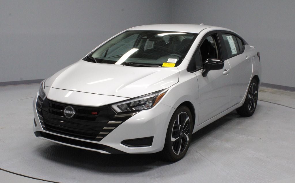 2024 Nissan Versa 1.6 SR