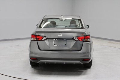 2024 Nissan Versa 1.6 SR