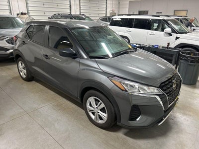 2025 Nissan Kicks Play S