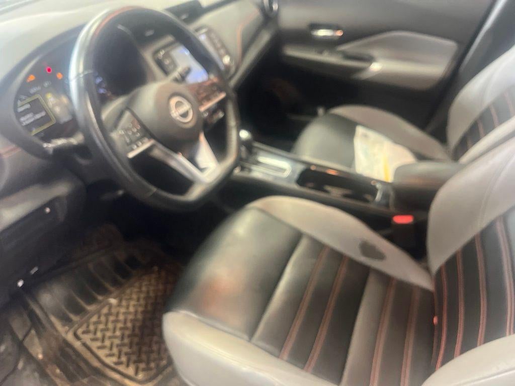 2022 Nissan Kicks SR