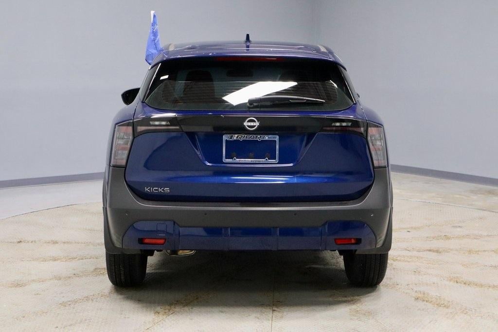 2025 Nissan Kicks S