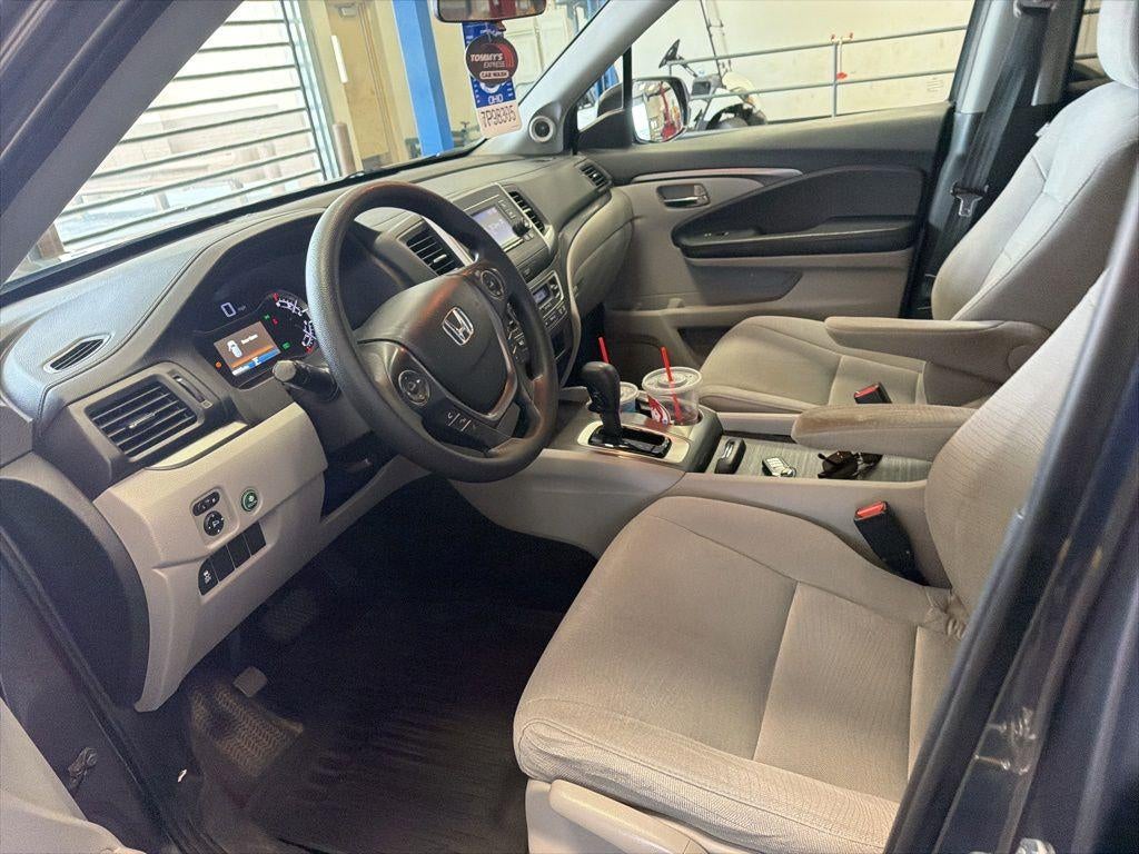 2017 Honda Pilot LX