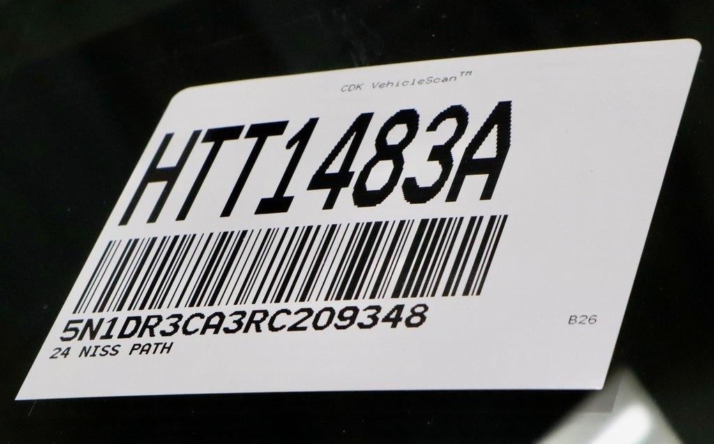 2024 Nissan Pathfinder SL