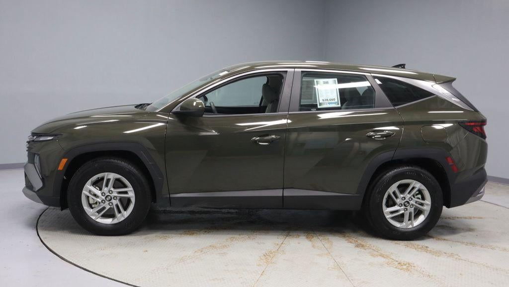 2025 Hyundai TUCSON SE