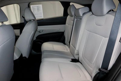 2025 Hyundai TUCSON SE