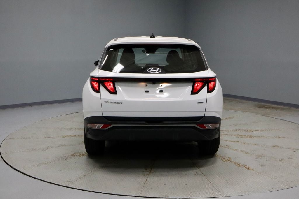 2023 Hyundai TUCSON SE