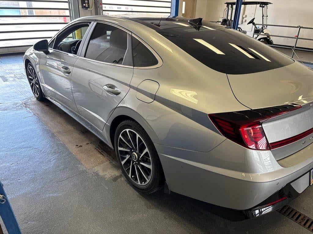 2021 Hyundai SONATA Limited
