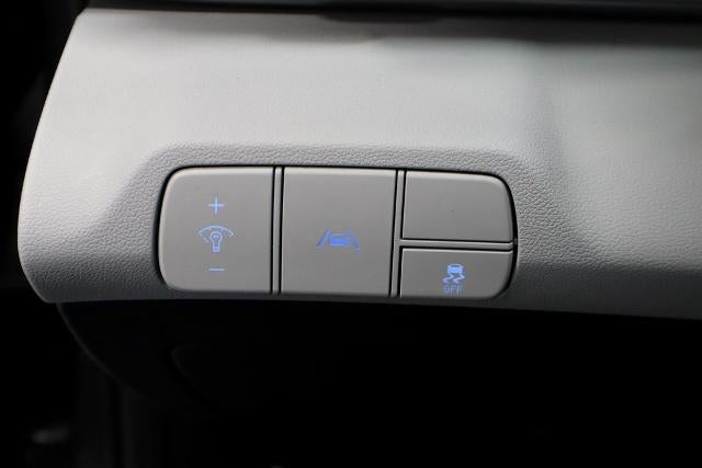 2022 Hyundai ELANTRA Limited