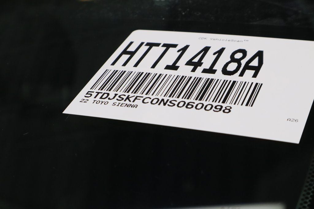 2022 Toyota Sienna XLE