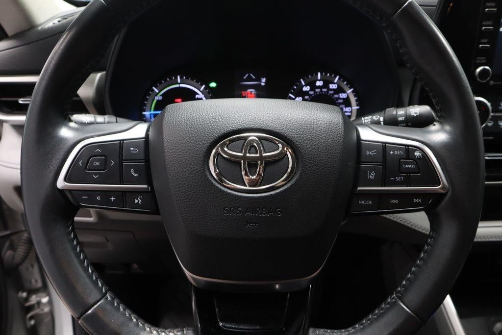 2021 Toyota Highlander LE