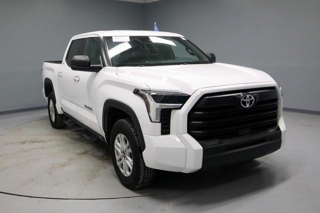 2025 Toyota Tundra 4WD SR5