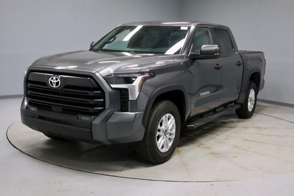 2025 Toyota Tundra 4WD SR5