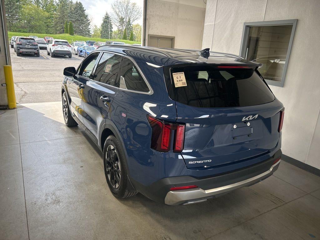 2025 Kia Sorento S