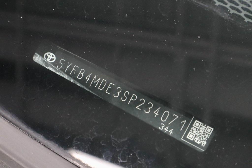 2025 Toyota Corolla LE