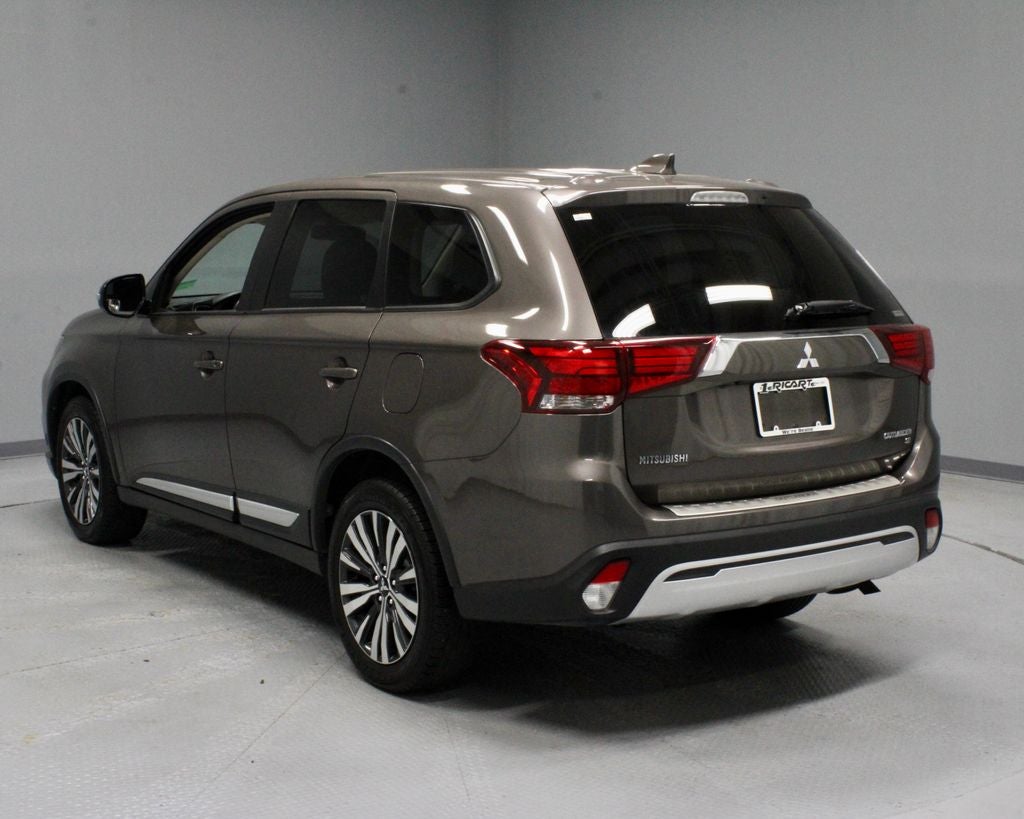 2019 Mitsubishi Outlander SE