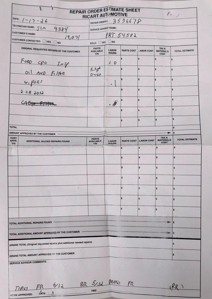 2024 Mitsubishi Outlander ES